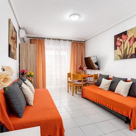 Apartment Studio Relax Almudena Torrevieja Eksteriør billede